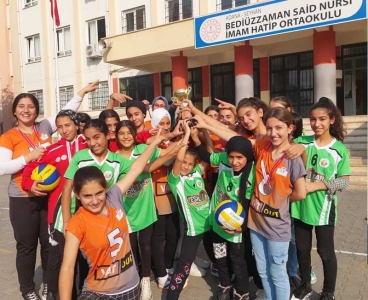 Bediüzzaman Said Nursi İmam Hatip Ortaokulu'nun hedefi şampiyonluk